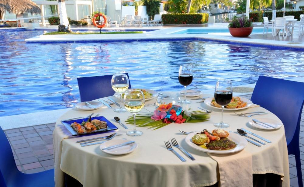 בארה דה נבידאד Cabo Blanco Hotel And Marina מראה חיצוני תמונה