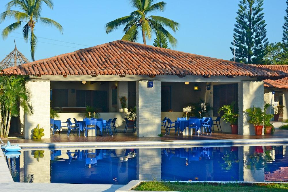 בארה דה נבידאד Cabo Blanco Hotel And Marina מראה חיצוני תמונה