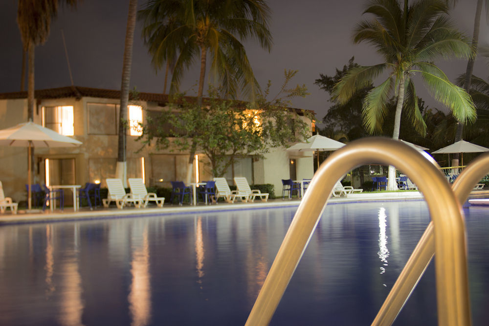 בארה דה נבידאד Cabo Blanco Hotel And Marina מראה חיצוני תמונה